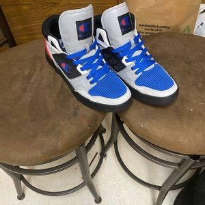 Mens champion mid top sneaker